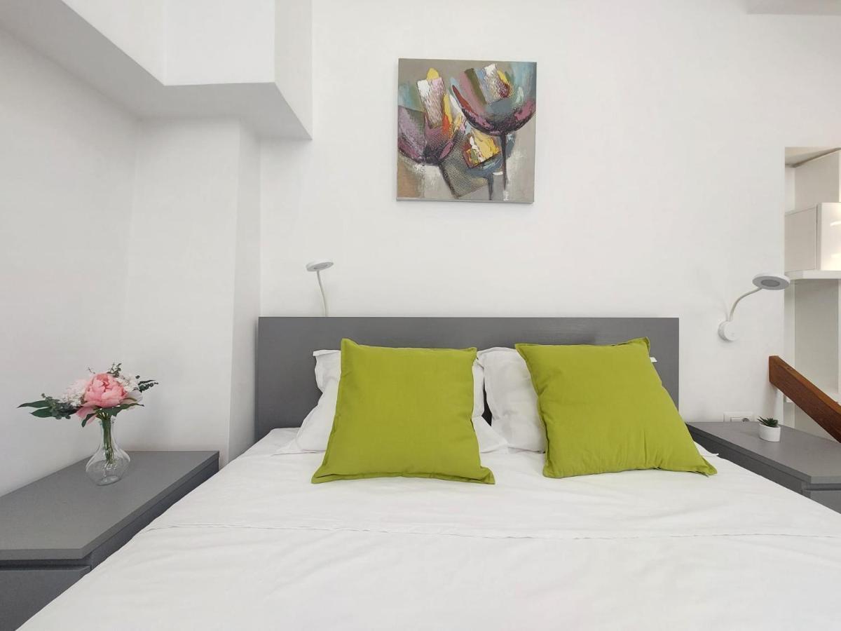 Sweet Dreams Suites Lovely Duplex Universitate Bucharest Exterior photo