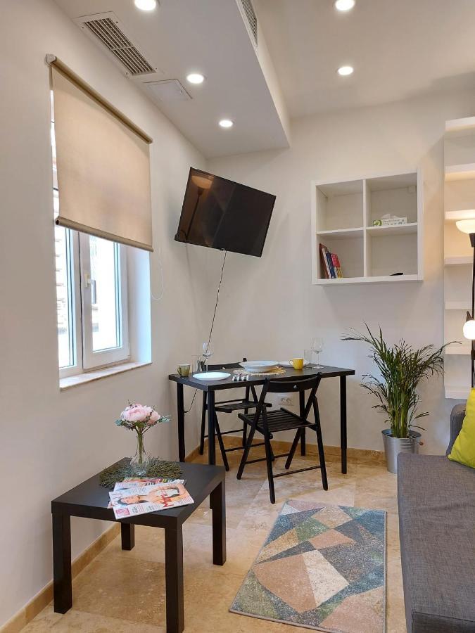 Sweet Dreams Suites Lovely Duplex Universitate Bucharest Exterior photo