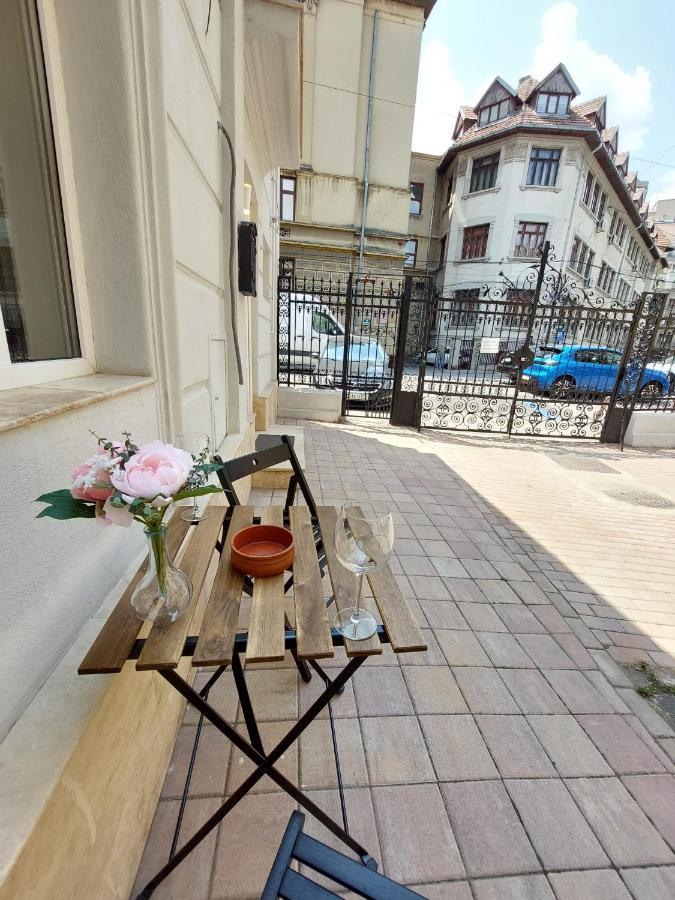 Sweet Dreams Suites Lovely Duplex Universitate Bucharest Exterior photo