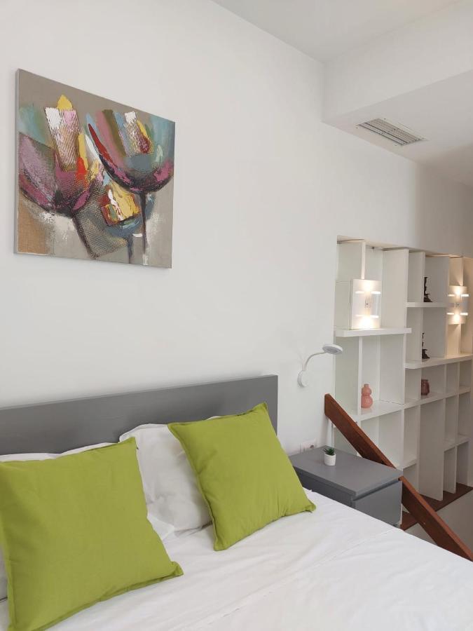 Sweet Dreams Suites Lovely Duplex Universitate Bucharest Exterior photo